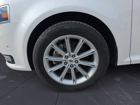 Used 2019 Ford Flex Limited w/ Equipment Group 301A FWD image 14