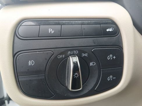 Used 2020 INFINITI QX50 Luxe FWD image 22