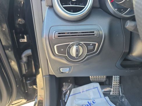 Used 2022 Mercedes-Benz GLC 300 image 20