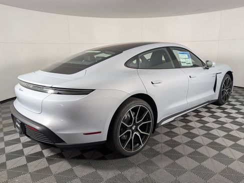 New 2026 Porsche Taycan image 7