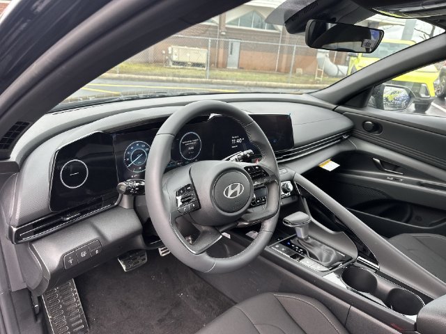 New 2026 Hyundai Elantra SEL FWD image 20