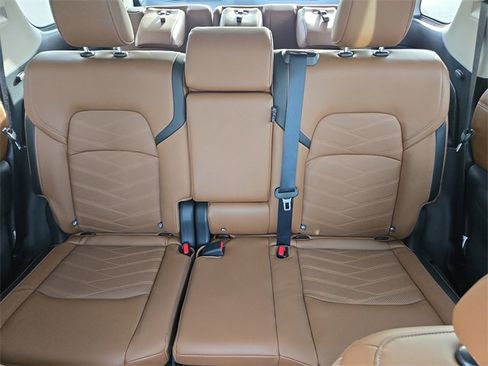 Certified 2024 Nissan Pathfinder Platinum w/ Cargo Package image 37