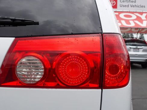 Used 2009 Toyota Sienna LE image 8