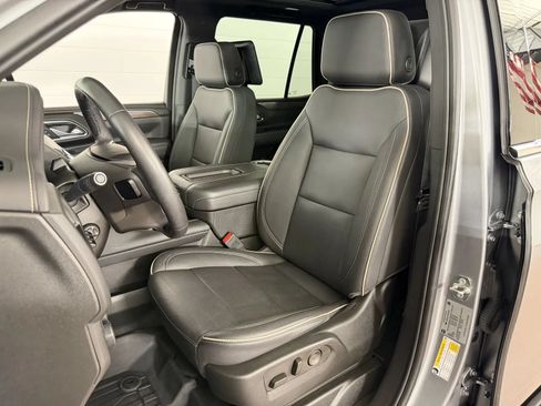 Used 2023 Chevrolet Tahoe Premier w/ Advanced Technology Package AWD/4WD image 13