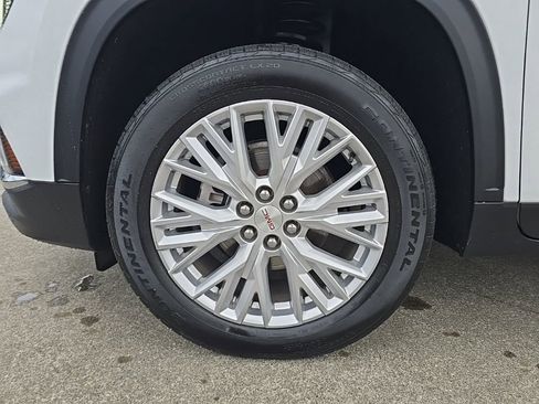 Used 2024 GMC Acadia Elevation image 36