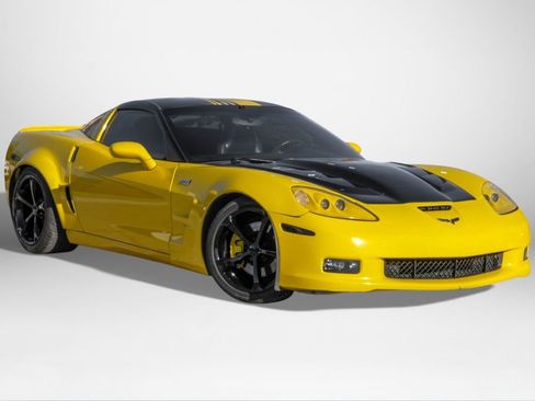 Used 2006 Chevrolet Corvette Coupe image 4
