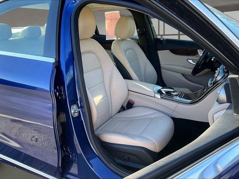 Used 2017 Mercedes-Benz C 300 4MATIC Sedan image 27