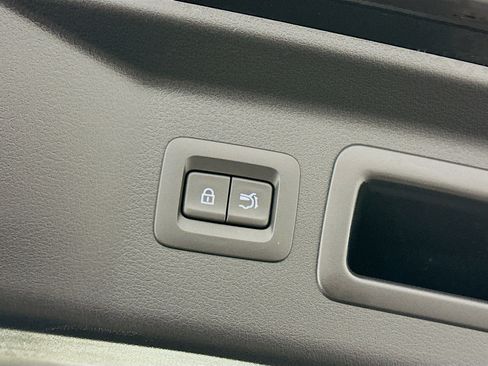 Used 2025 MAZDA CX-90 3.3 Turbo w/ Premium Sport Pkg image 33