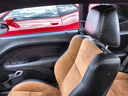 Used 2020 Dodge Challenger R/T w/ Plus Package image 23