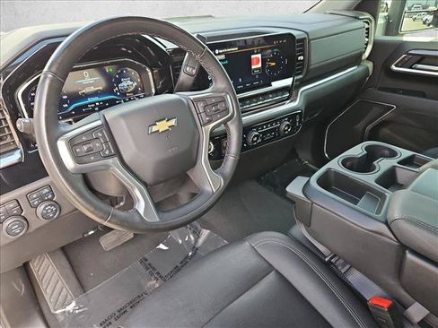 Certified 2025 Chevrolet Silverado 2500 LTZ AWD/4WD image 22