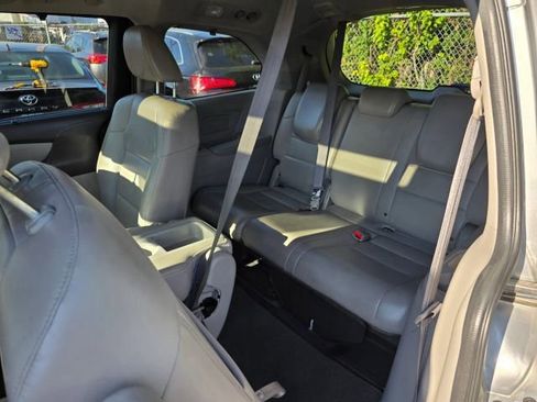 Used 2014 Honda Odyssey EX-L image 35