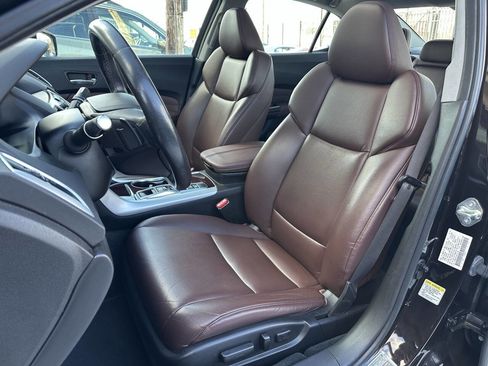 Used 2017 Acura TLX V6 image 32