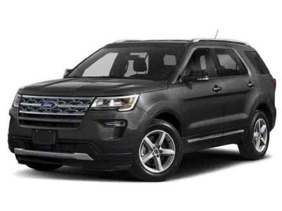 Used 2018 Ford Explorer XLT