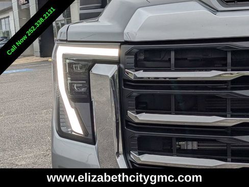 New 2026 GMC Sierra 2500 SLE w/ SLE Value Package; image 10