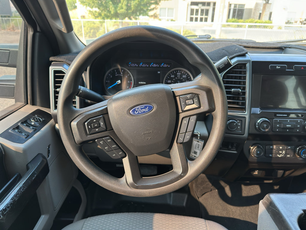 Used 2022 Ford F250 XLT w/ Camper Package AWD/4WD image 16