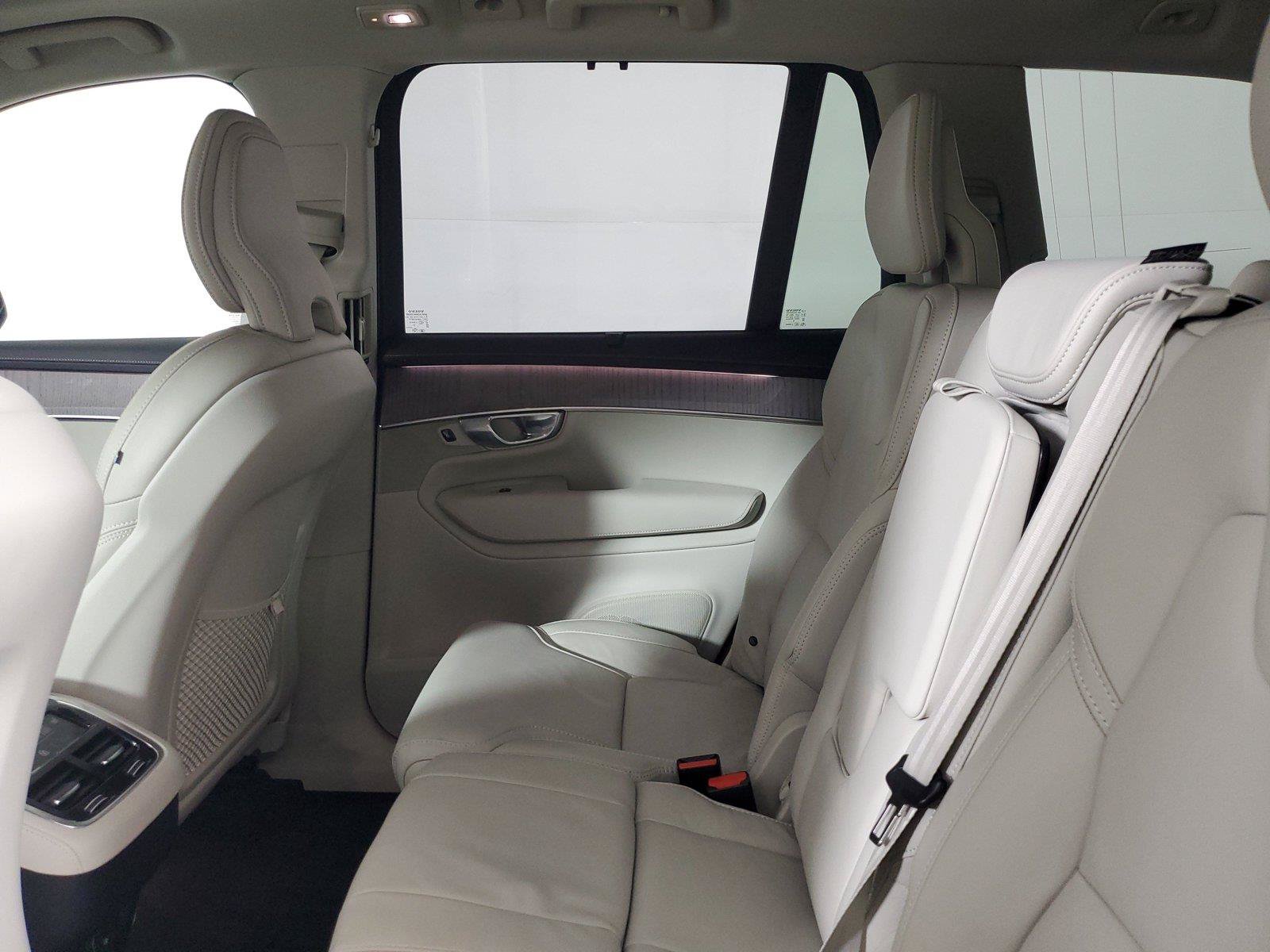 Certified 2026 Volvo XC90 B6 Ultra AWD/4WD image 13