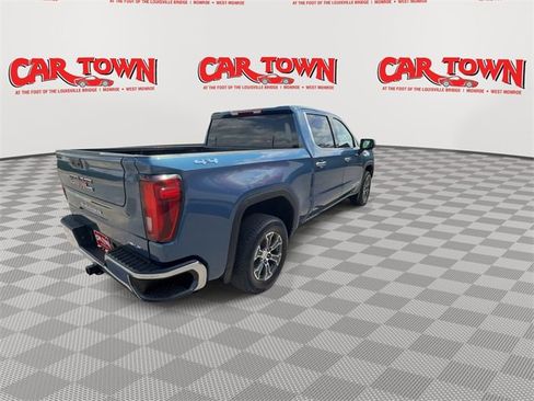 Used 2024 GMC Sierra 1500 SLT image 8