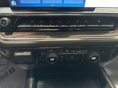 New 2025 Chevrolet Silverado 1500 RST image 25