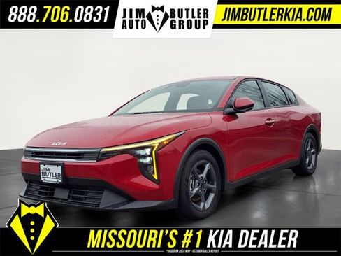 New 2025 Kia K4 LXS FWD image 1