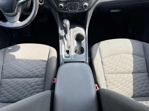 Used 2018 Chevrolet Equinox LT AWD/4WD image 30
