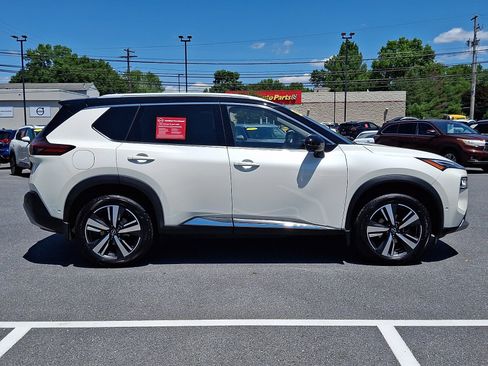 Certified 2023 Nissan Rogue Platinum AWD/4WD image 8