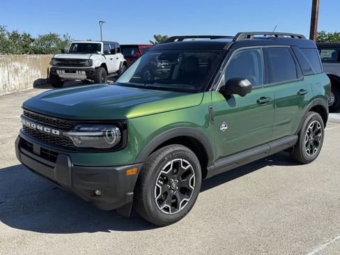 Used 2025 Ford Bronco Sport Outer Banks w/ Outer Banks Tech Package+ AWD/4WD image 5