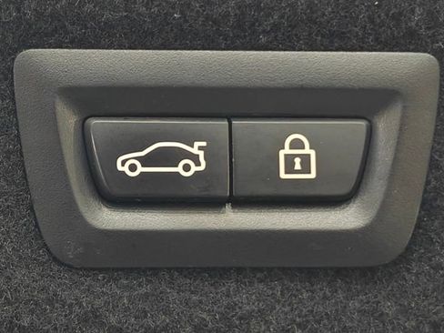 Used 2019 BMW M850i xDrive Coupe image 34