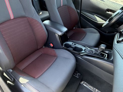 Certified 2024 Toyota Corolla SE w/ SE Convenience Package FWD image 11
