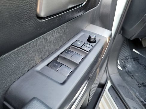 Used 2025 Toyota Tundra SR5 AWD/4WD image 26