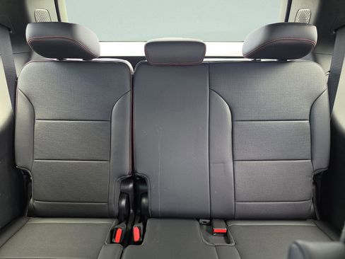 New 2026 Chevrolet Traverse RS w/ LPO, Floor Liner Package FWD image 20