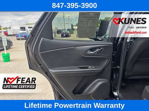 Used 2025 Chevrolet Blazer LT FWD image 20