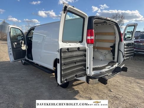 Used 2024 GMC Savana 2500 Work Van w/ Driver Convenience Package image 20