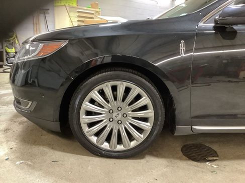 Used 2015 Lincoln MKS AWD w/ Equipment Group 101A image 11