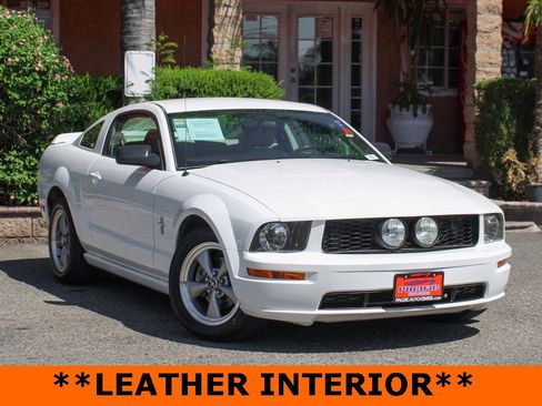 Used 2006 Ford Mustang Premium image 2