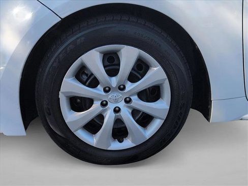 Used 2023 Toyota Corolla LE image 22