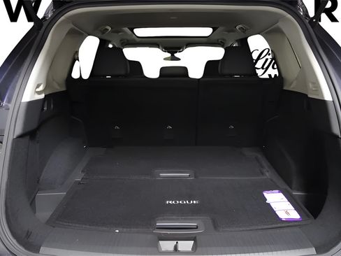 Used 2024 Nissan Rogue Platinum w/ Platinum Premium Package FWD image 22