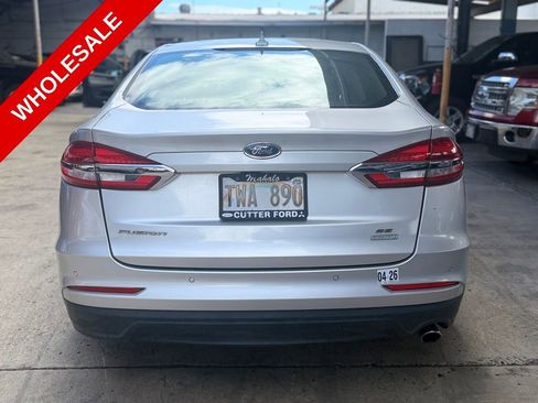 Used 2019 Ford Fusion SE FWD image 3