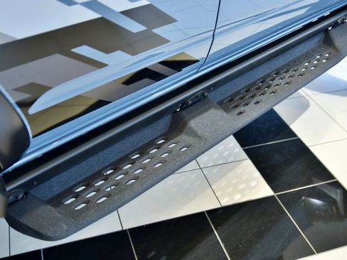 Used 2023 Ford Bronco Raptor image 11