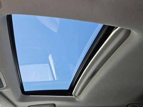 Used 2021 Lexus RX 350 FWD w/ Premium Package image 32