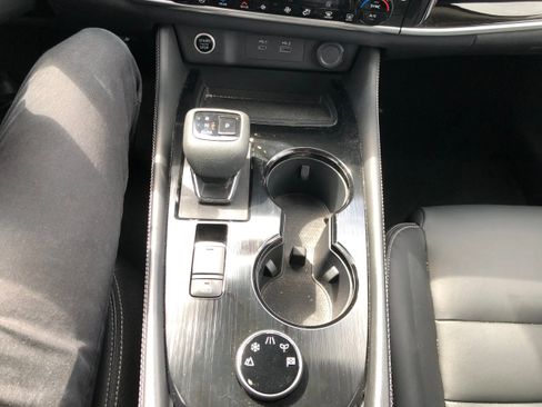 Used 2022 Nissan Rogue SL w/ SL Premium Package image 13