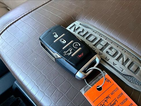 Used 2019 RAM 1500 Limited AWD/4WD image 12