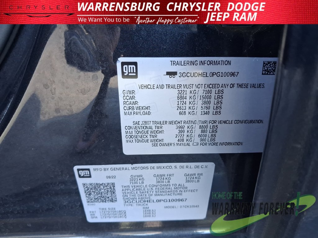 Used 2023 Chevrolet Silverado 1500 ZR2 w/ Technology Package AWD/4WD image 12