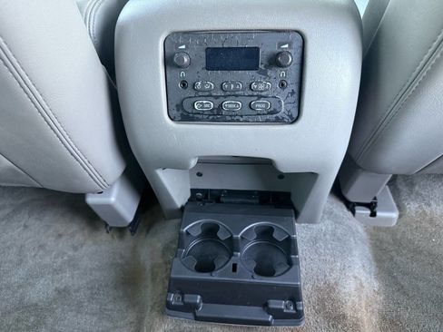 Used 2004 GMC Yukon SLT w/ 1SD Preferred Equipment Group image 23