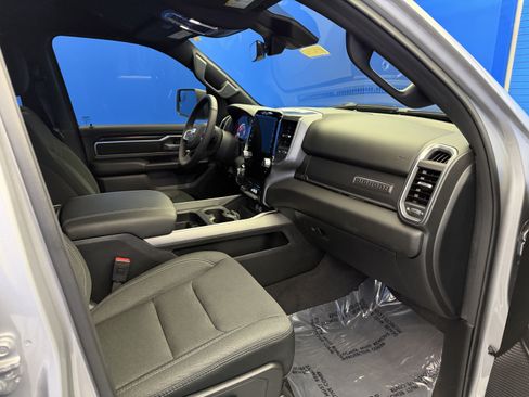 Used 2025 RAM 1500 Big Horn AWD/4WD image 27