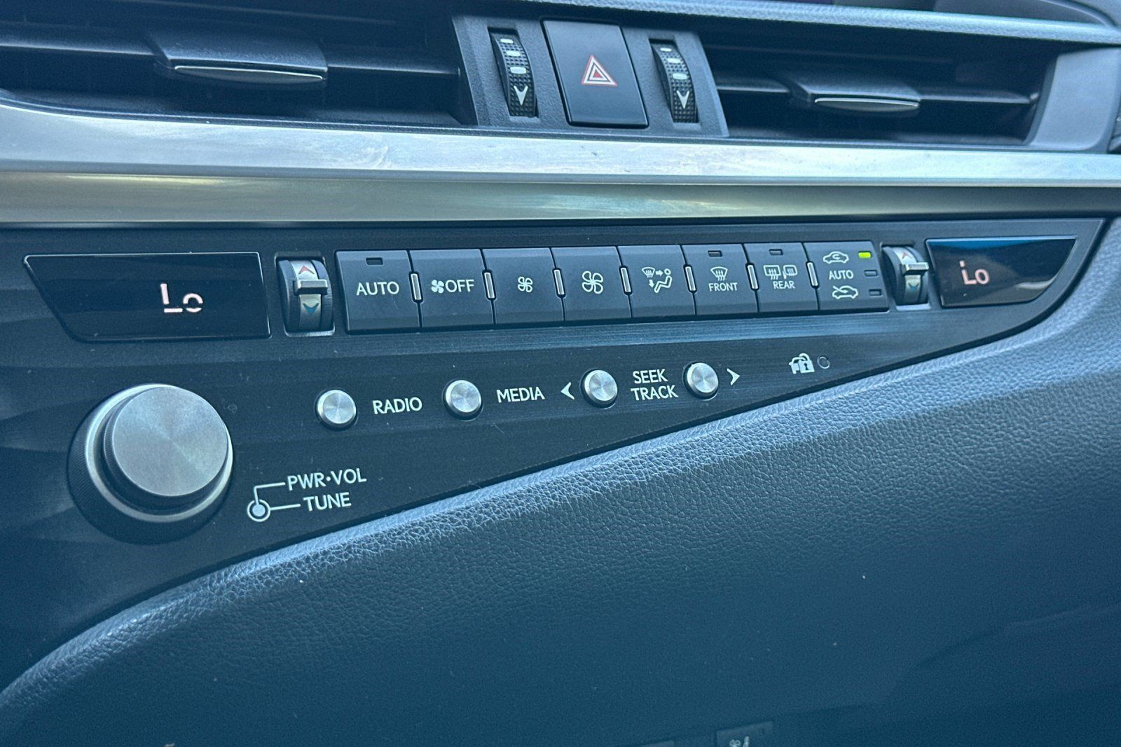 Certified 2021 Lexus ES 350 w/ Premium Package FWD image 19