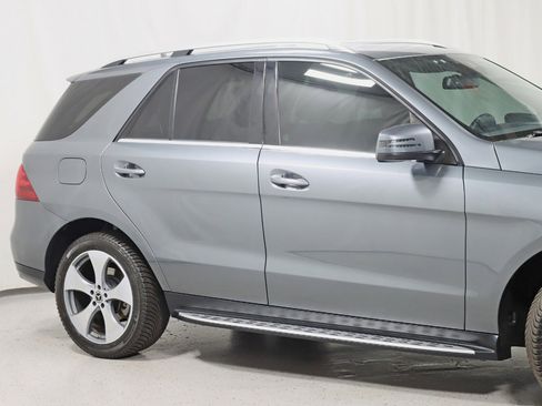 Used 2018 Mercedes-Benz GLE 350 4MATIC w/ Premium 2 Package image 3