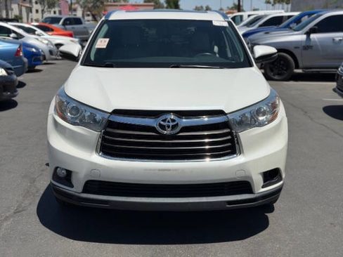 Used 2016 Toyota Highlander XLE AWD/4WD image 8