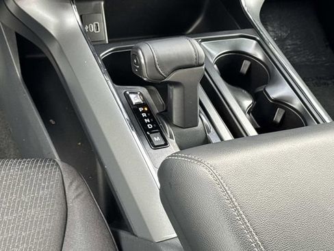 Used 2025 Ford F150 XLT w/ Equipment Group 301A Standard image 22