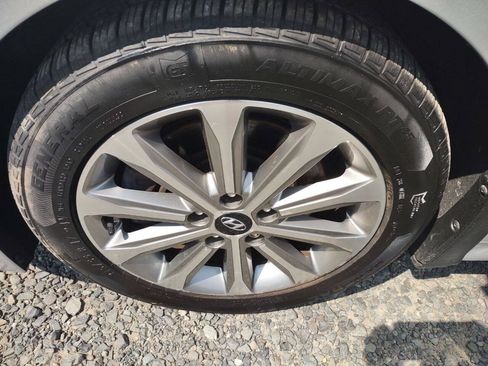 Used 2017 Hyundai Sonata Limited w/ Ultimate Package 04 FWD image 33