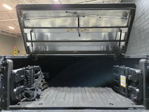 Used 2010 Ford F150 Raptor image 78